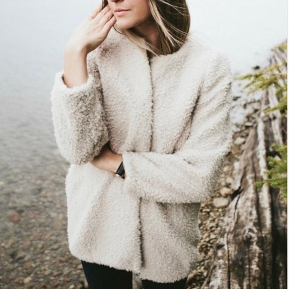 Wilfred | Jackets & Coats | Aritzia Wilfred Laboratoire Teddy Coat In Cream Size Medium | Poshmark